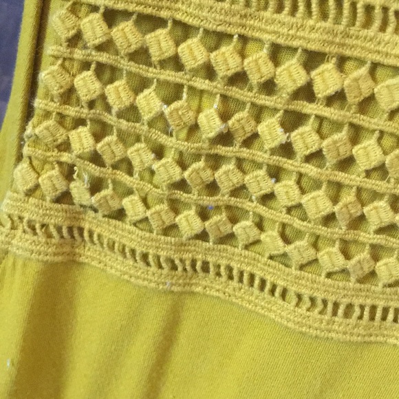 Ann Taylor Tank size sm - Picture 3 of 3